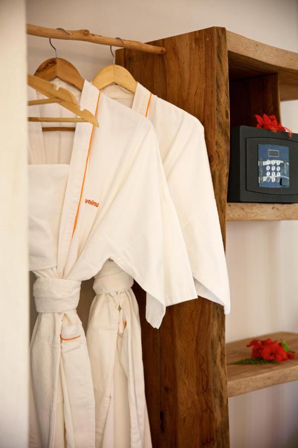 Les Lauriers Eco Hotel Anse Volbert Village  Bagian luar foto