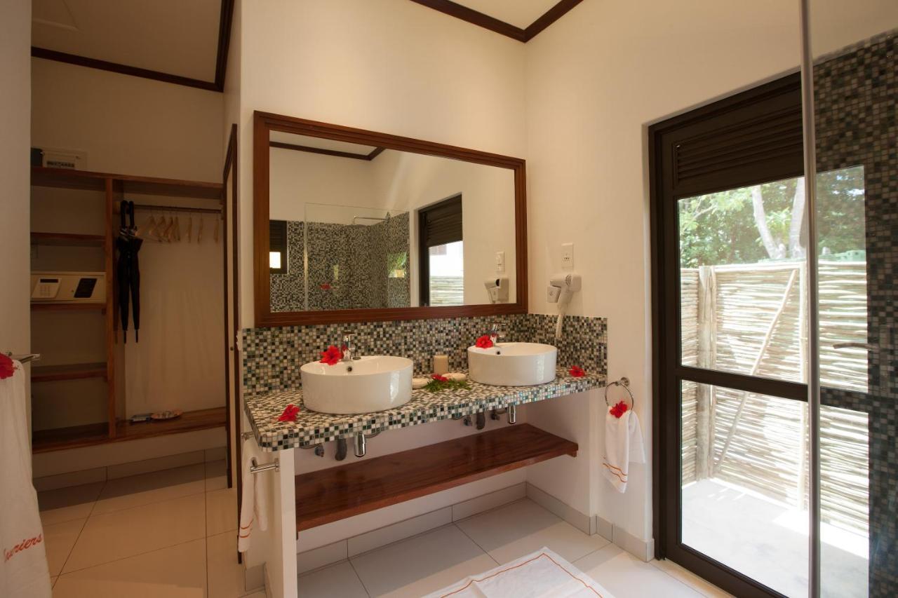 Les Lauriers Eco Hotel Anse Volbert Village  Bagian luar foto